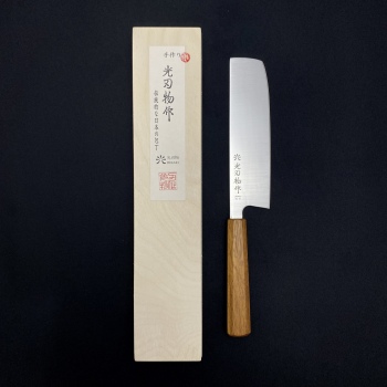 菜切 (Nakiri)